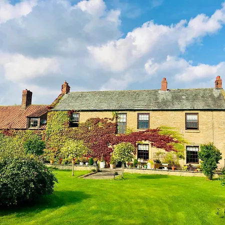 منزل ريفي The Manor Snainton