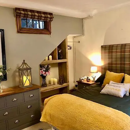 منزل ريفي The Manor